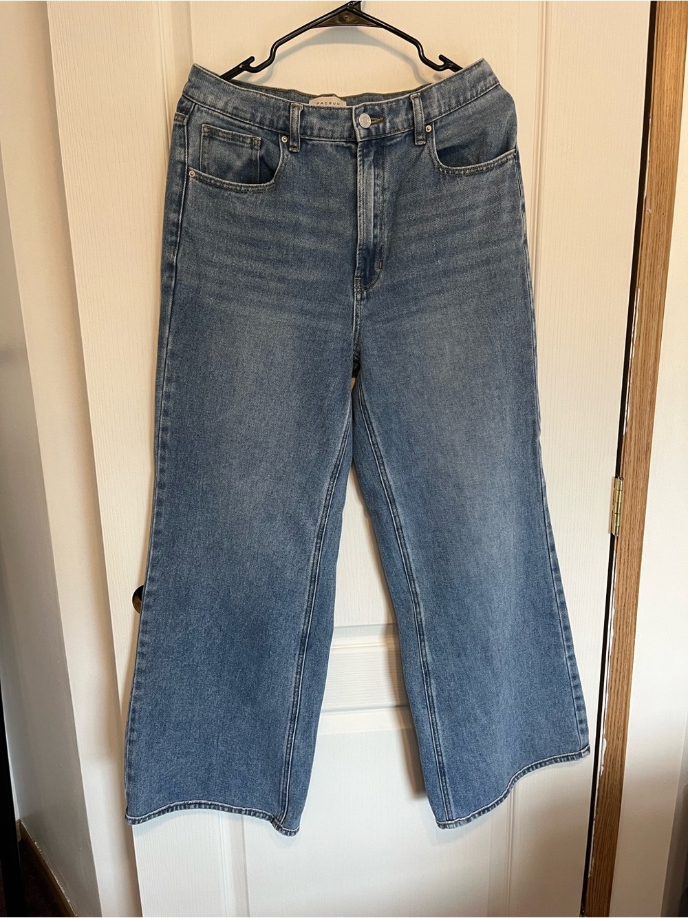 PacSun medium wash Wide Leg High-Rise Jeans
